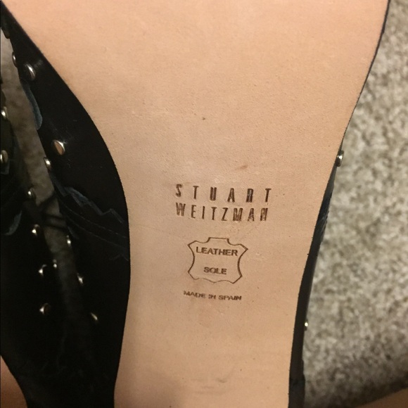 Stuart Weitzman Leather Lasercut zipper booties - Picture 7 of 10